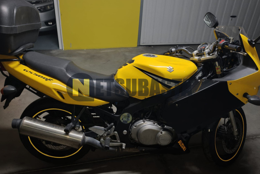 Suzuki GS 500 2005