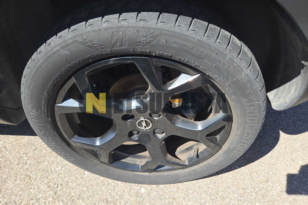 Opel Crossland 1.2 Turbo 2023