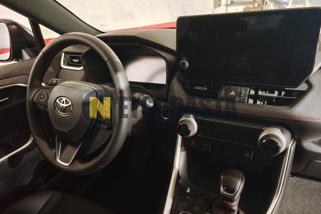 Toyota RAV4 Plug-in Hybrid 300PH 2025