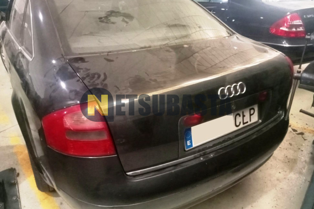 Audi A6 2.5 TDI quattro 6 Vel. 2000